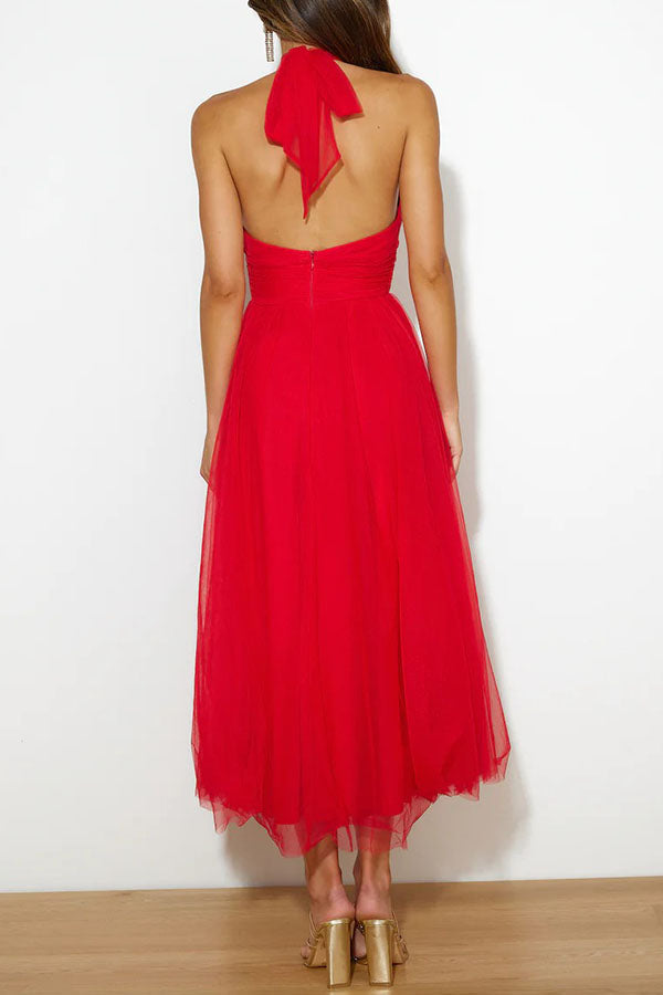 Elegantes Tüllkleid – Halterneck Midikleid mit A-Linie & Schleierkragen