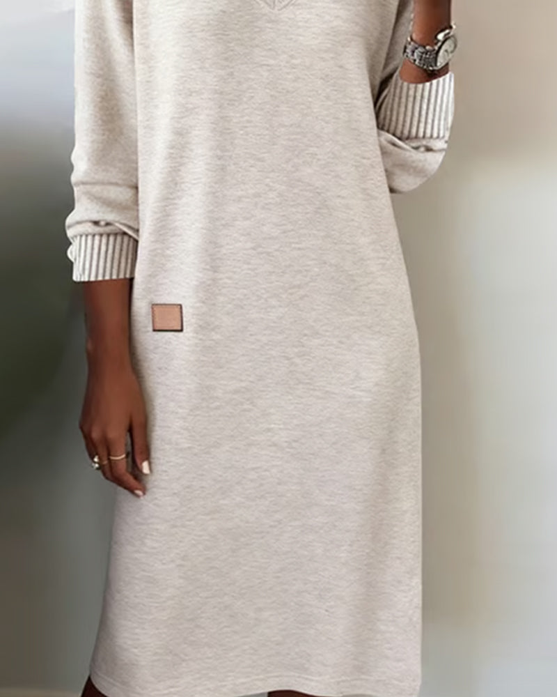 Albina™ – Wärme, Stil und Weiblichkeit in Einem Strickkleid