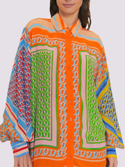 Vollständiges geometrisches Multicolor – Oversized-Hemd und Bloom-Hosen