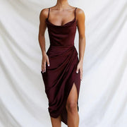 Luxuriöses Satinkleid mit Offenem Rücken für Damen • Elegant und Stilvoll