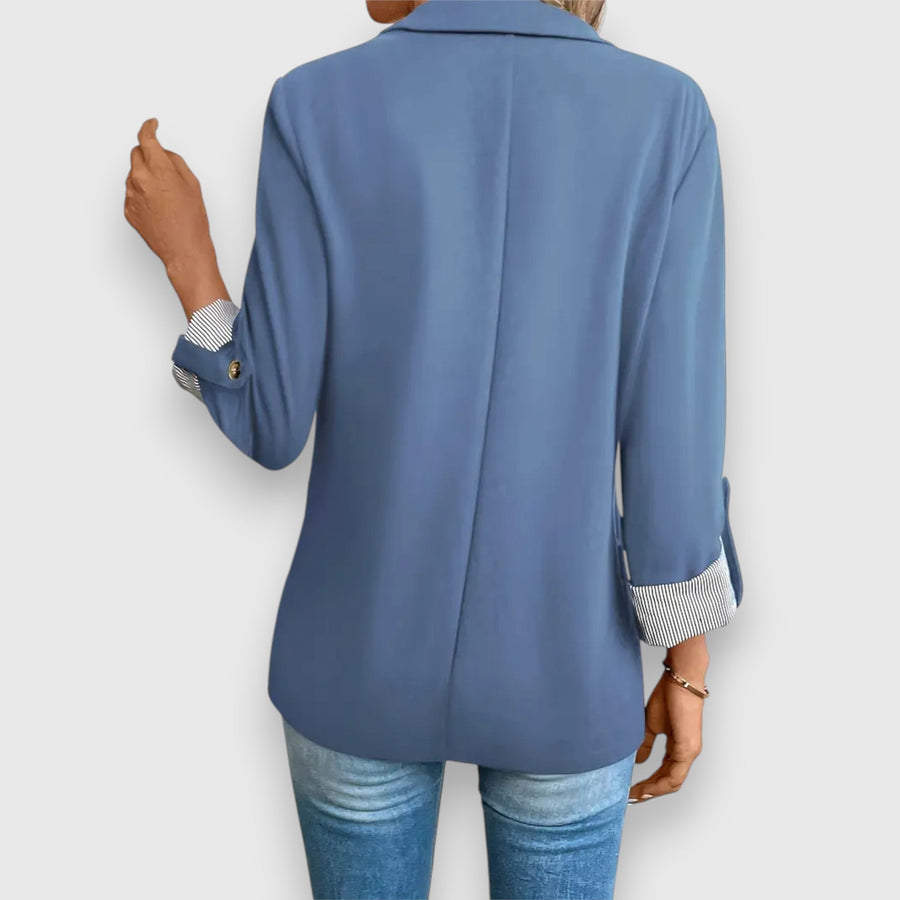 Sophie | This Moderner Damen-Blazer elegant geschnitten