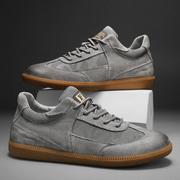 Herren-Sneaker aus Wildleder mit Schnürverschluss