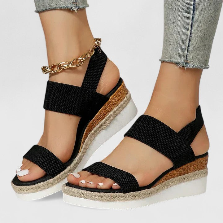 Orthopädische Damensandalen mit Keilabsatz