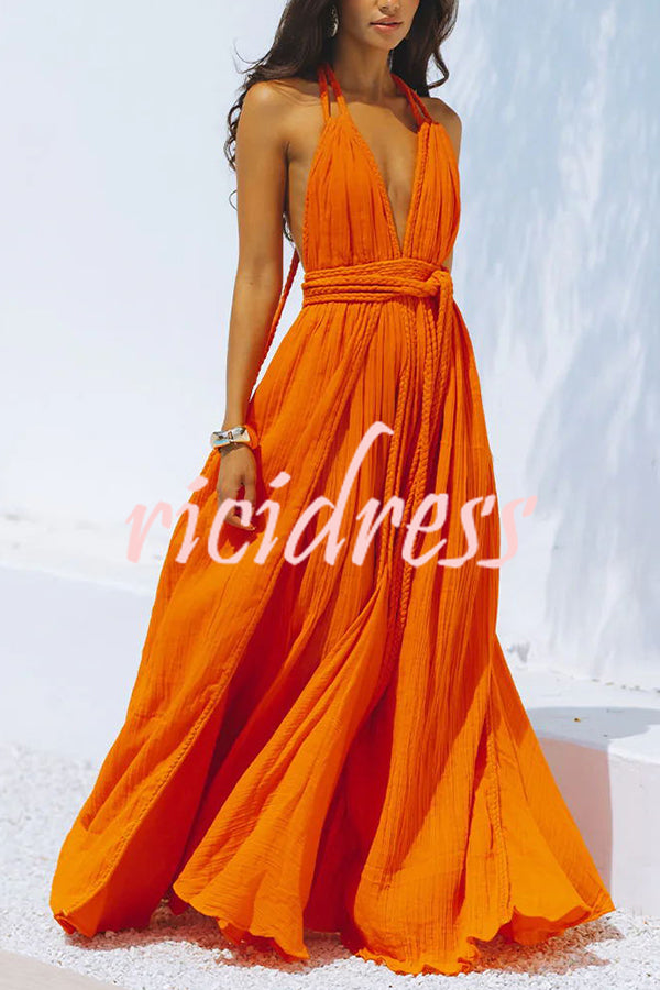 Elegantes Leinenmaxikleid mit tiefem Ausschnitt
