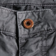 Herren Shorts aus leichter Sommerware mit Taschen und Knopfverschluss