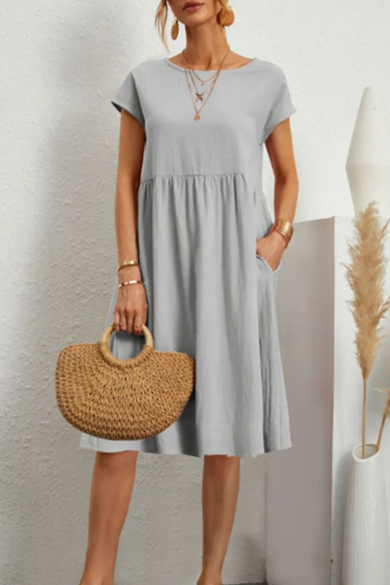 Meli - unifarbenes, lässiges kleid mit kurzen Ärmeln und rundhalsausschnitt