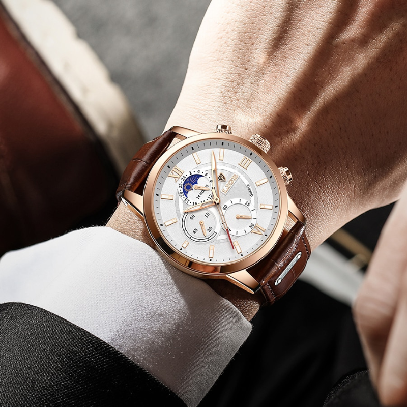 Klassische Lederarmbanduhr