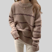 Lena | This Damen-Strickpullover modern und cozy