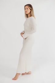 Savannah - langes rückenfreies kleid mit glockenärmeln - elfenbein