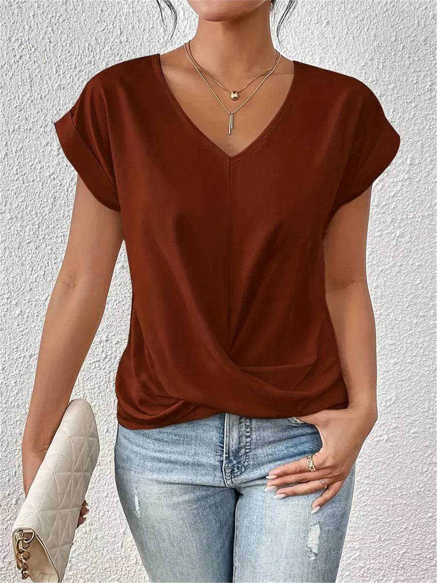 CLEO - LÄSSIGES T-SHIRT MIT SWEETHEART-AUSSCHNITT