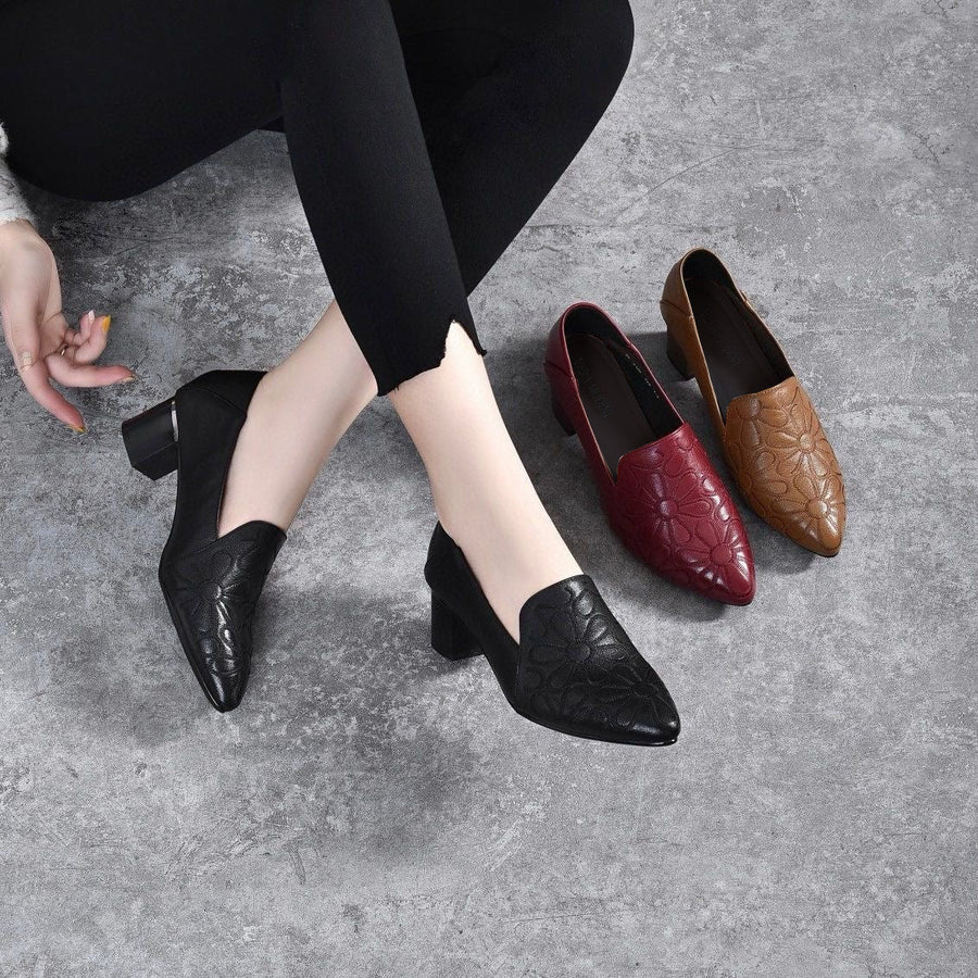Minhora – Pumps Mit Blockabsatz Und Lederstickerei