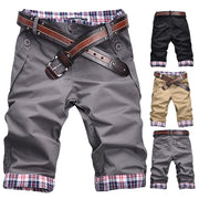 Heidi – Hochwertige Shorts mit Gürtel und Karomuster