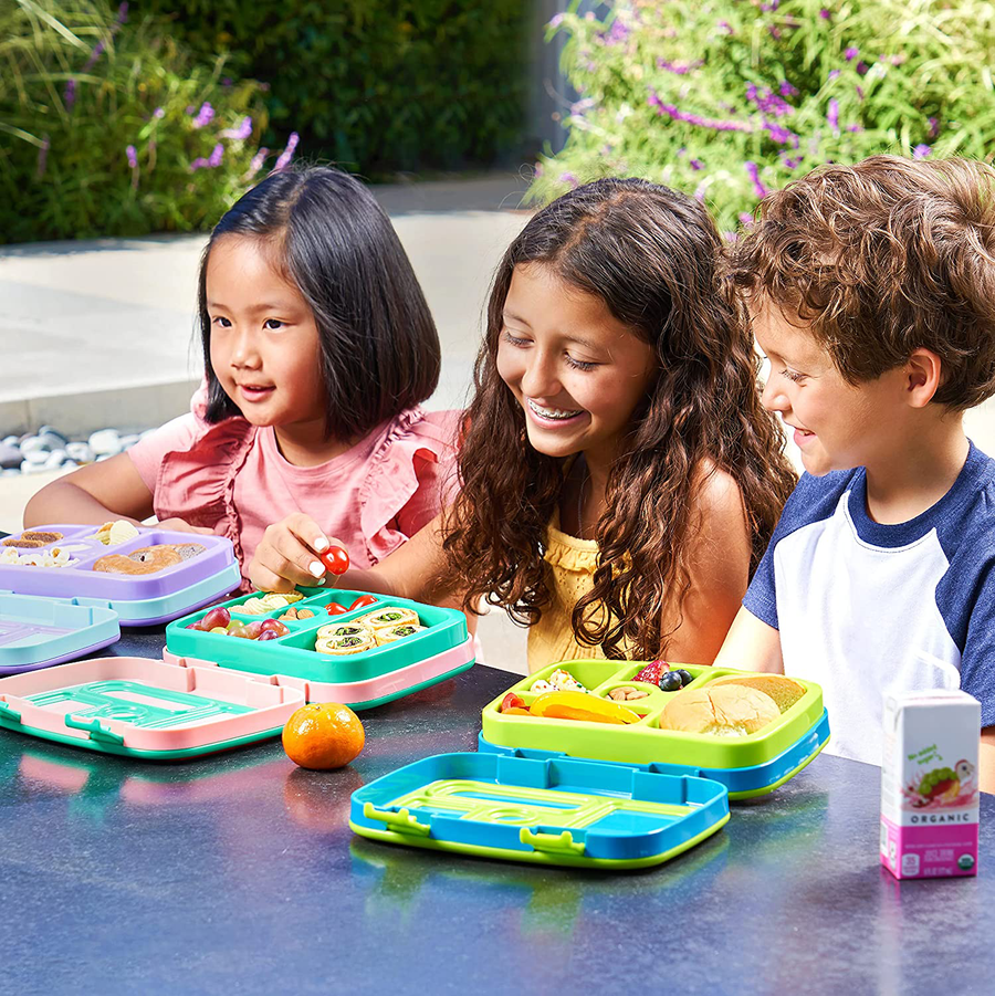 Avelena | Bentgo Kids Prints Auslaufsicher, 5-Fächer Bento-Stil Kinder Lunchbox - Ideale Portionen für Kinder von 3 bis 7 Jahren - BPA-frei, Spülmaschinenfest, Lebensmittelsichere Materialien - 2021 Kollektion (Lastwagen)
