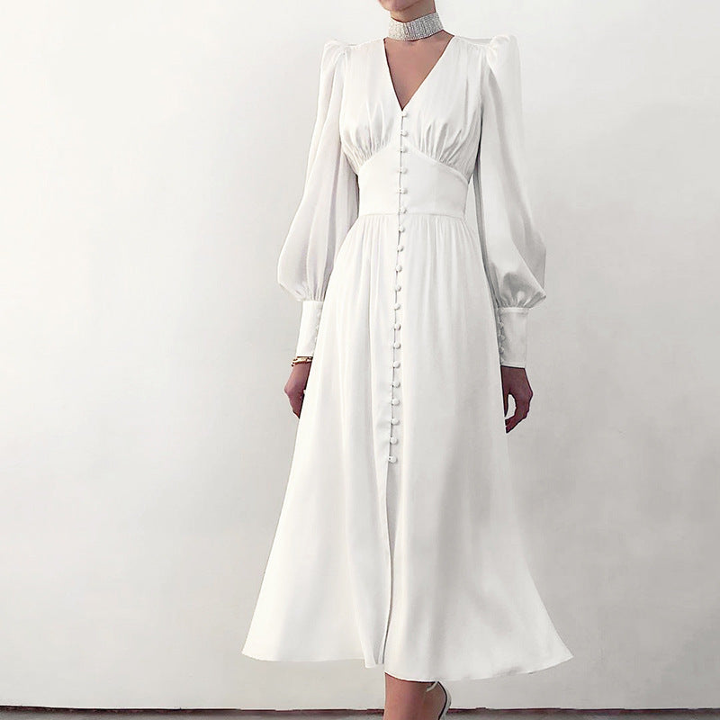 Tailliertes Satin-Kleid mit Ballonärmeln – Elegantes Abendkleid