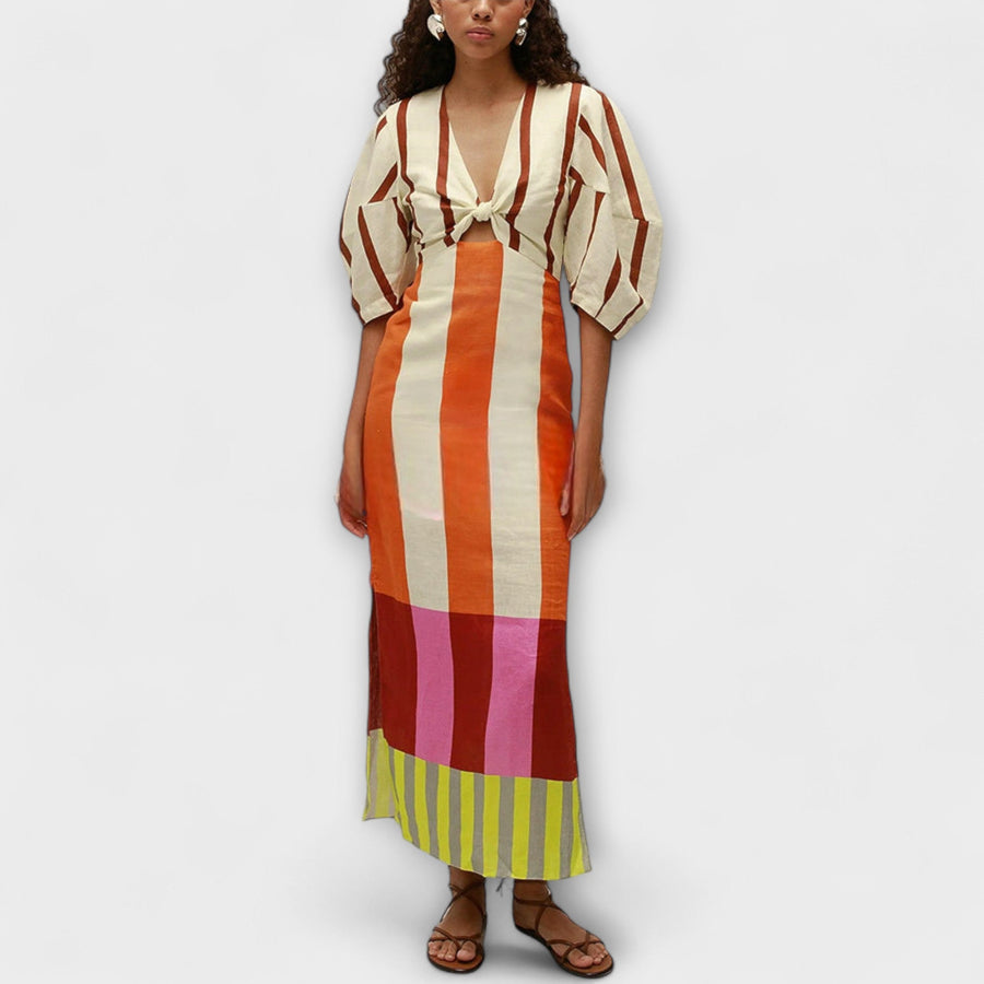 Kaya - Maxikleid mit tiefem Ausschnitt und Puffärmeln