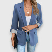 Sophie | This Moderner Damen-Blazer elegant geschnitten