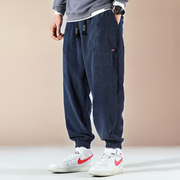 Theo | Oslo Cordhose Sweatpants für stilbewusste Herren