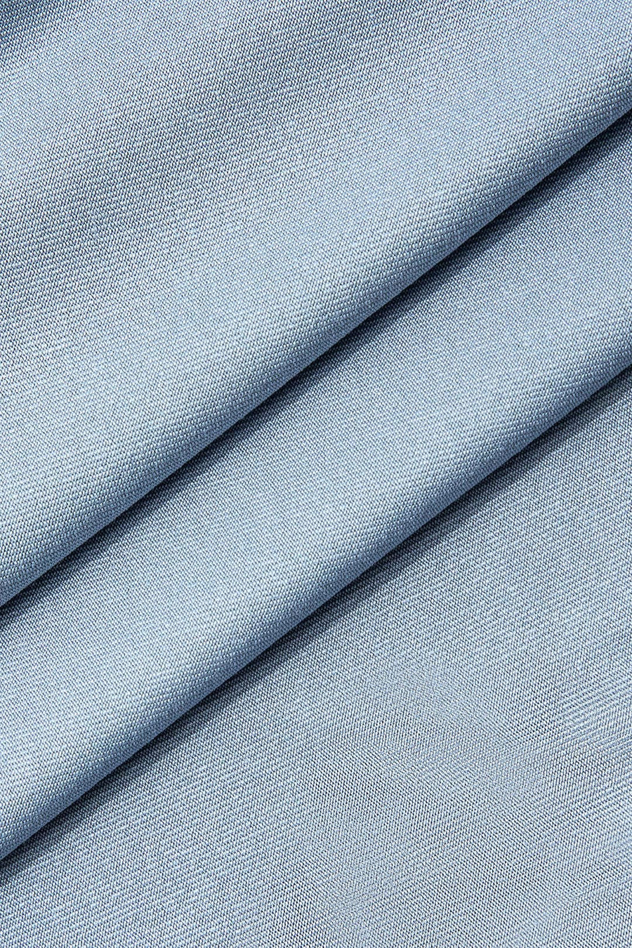Nyx | Halterneck-Top & Drapierter Minirock – Ein aufregender Look für besondere Nächte