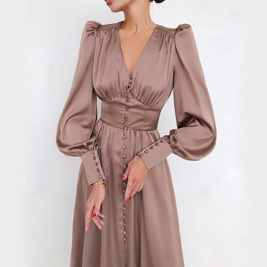 Tailliertes Satin-Kleid mit Ballonärmeln – Elegantes Abendkleid