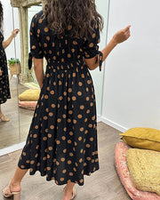 Daniela | Feminines Kleid mit Punktmuster