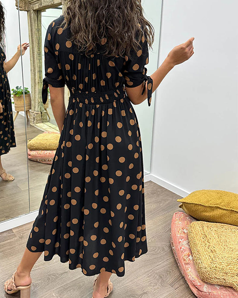 Daniela | Feminines Kleid mit Punktmuster