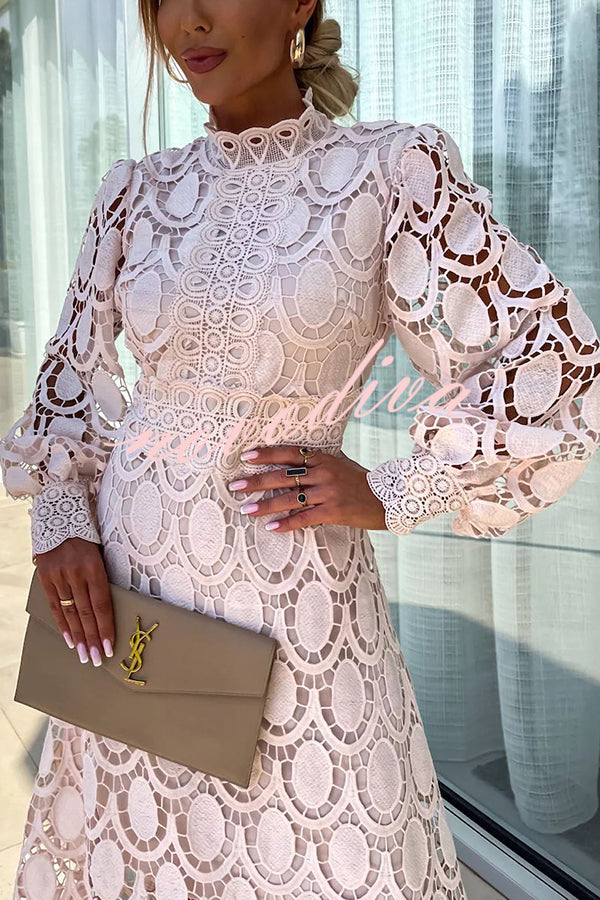 Patricia - Romantisches Spitze-Kleid