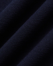Herren-Strickpoloshirt im minimalistischen Design – Offener Kragen