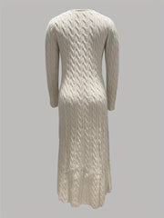 Laura | Elegantes Damen Maxikleid bequem getragen