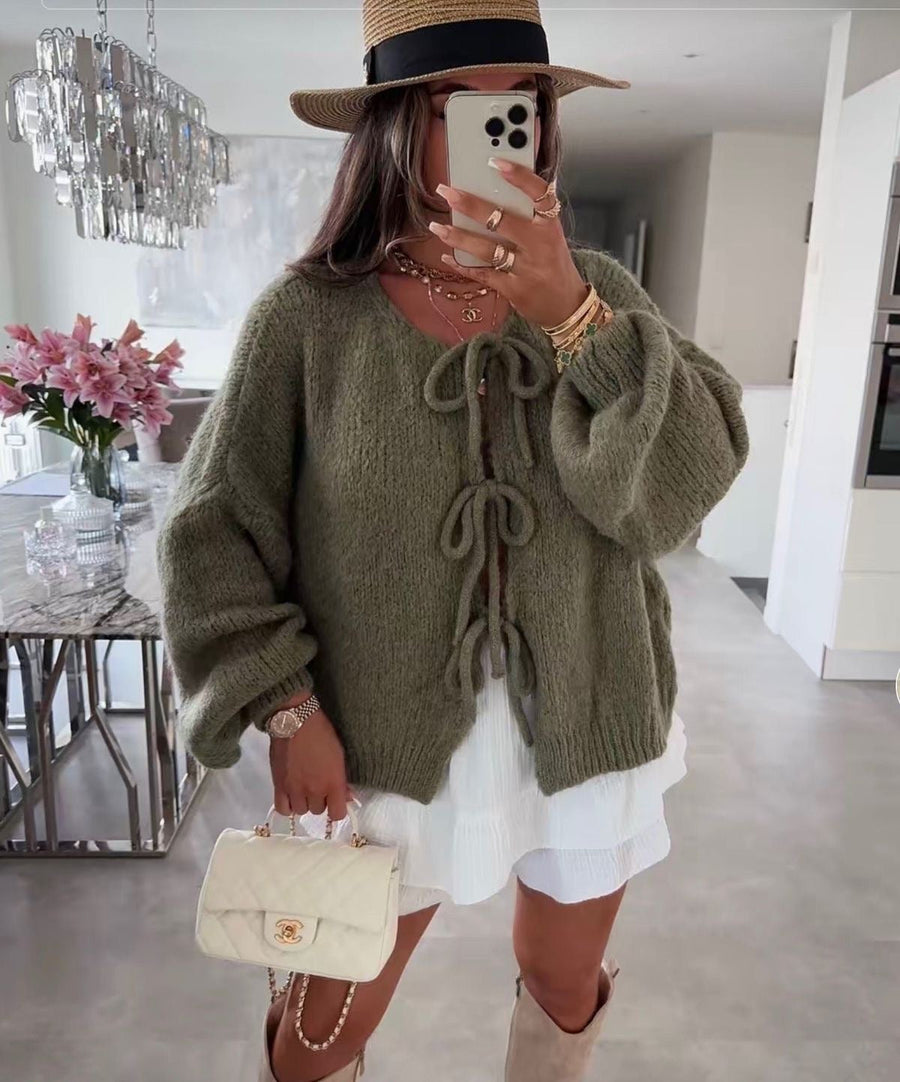 Birgit | Elegante Strickjacke mit Schleife