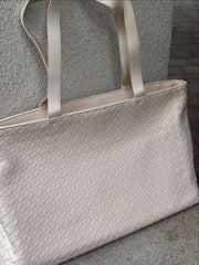 Emilia | Große gewebte Damen-Tote aus veganem Leder mit Reißverschluss