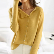 Asymmetrische Strickjacke mit modernem Schnitt