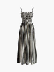Miriam | Elegantes Sommerkleid mit Streifenmuster & Smock-Top