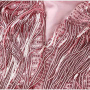Luxe Mini-Kleid mit Federn – Abendkleid für Damen in Weiß