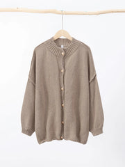 Bequeme Strickjacke mit Geripptem Ausschnitt