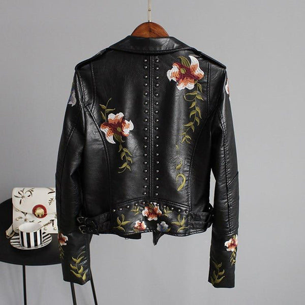 Cecile – florale damenjacke für frühlingshafte frische