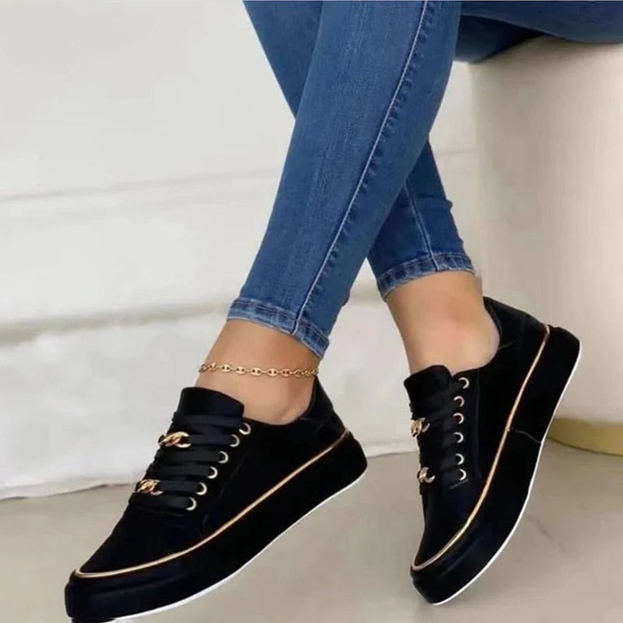 Federica - Weiße Low-Top-Casual-Sneakers mit goldenen Details | Stylische weiße Schnürsneaker mit Goldbesatz