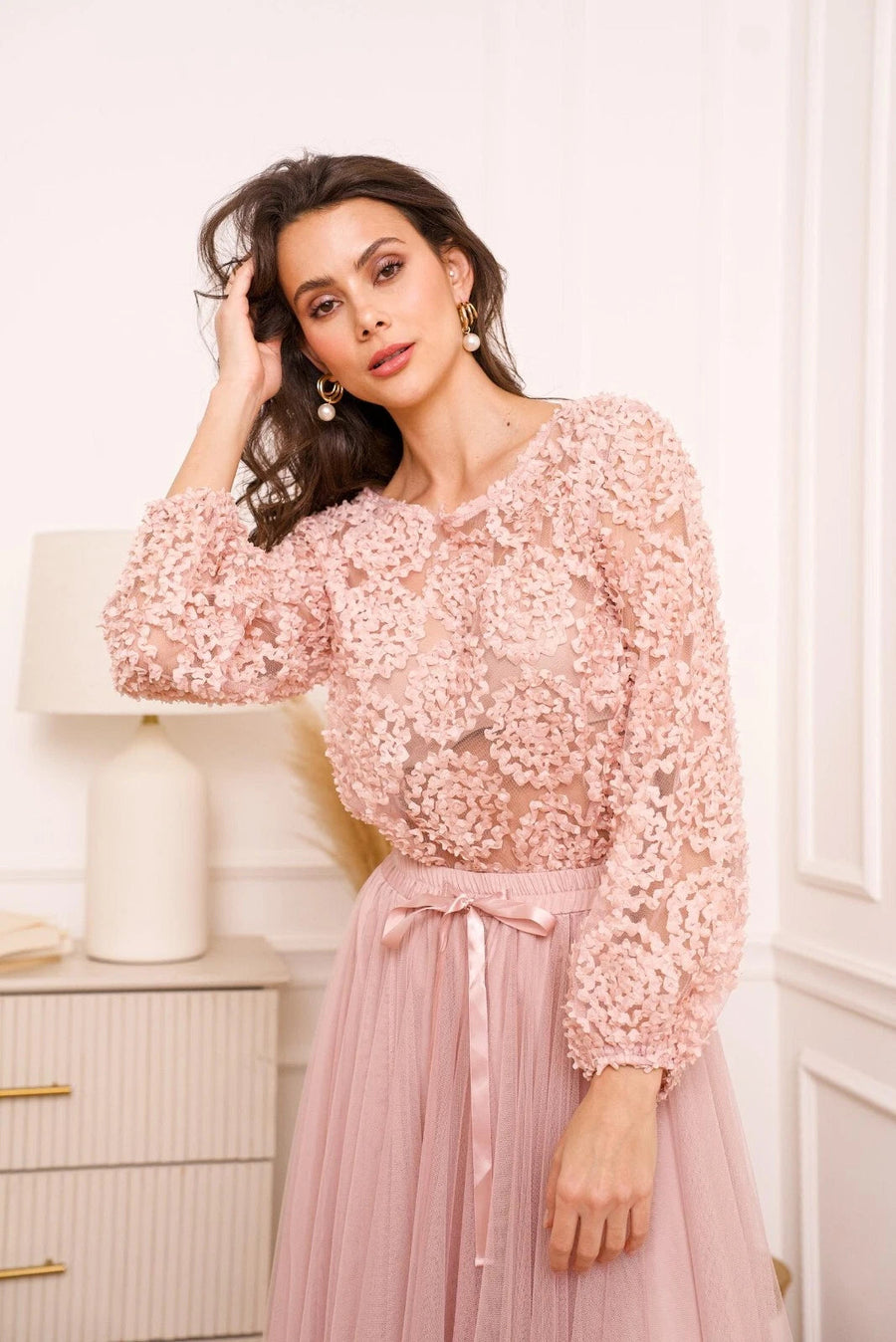 Sommer Top Damen | 3D Blumenapplikation & Festliches Design