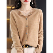 Ilona | Klassische Rundhals-Strickjacke für Damen
