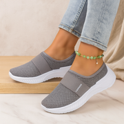Damen-Slipper zum Hineinschlüpfen – Atmungsaktives Mesh-Obermaterial, weich gepolsterte Innensohle und strapazierfähige Gummisohle