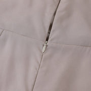 KLAUDIA - SATINIERTES KLEID MIT SCHLITZ