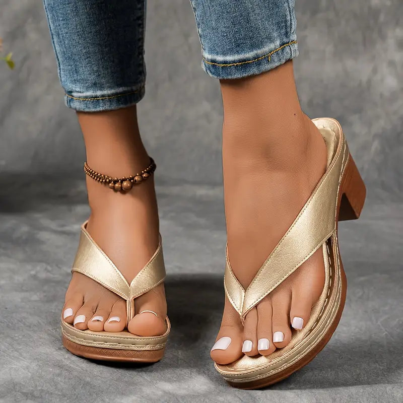 Orthopädische Sandalen mit Absatz für Damen aus veganem Leder