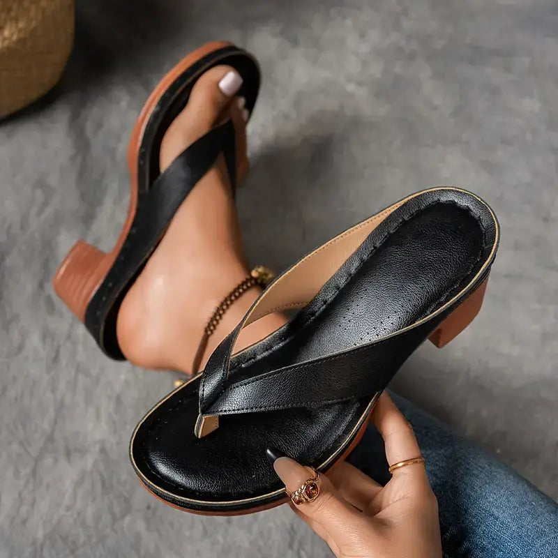 Orthopädische Sandalen mit Absatz für Damen aus veganem Leder