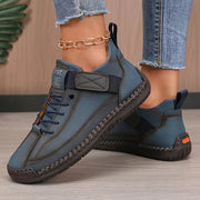 Damen-Sneaker mit strukturiertem Stoff und Schnürsenkeln