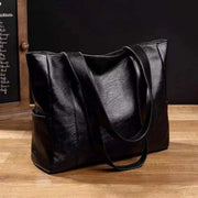 Elegante borsa a tracolla in pelle con design retrò