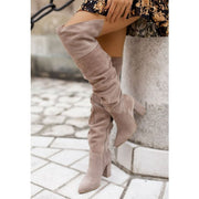 Elegante Overknee Winterstiefel für Stilbewusste
