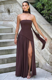 Elegantes Korsettkleid mit Schal-Detail und hohem Schlitz | Damenmode