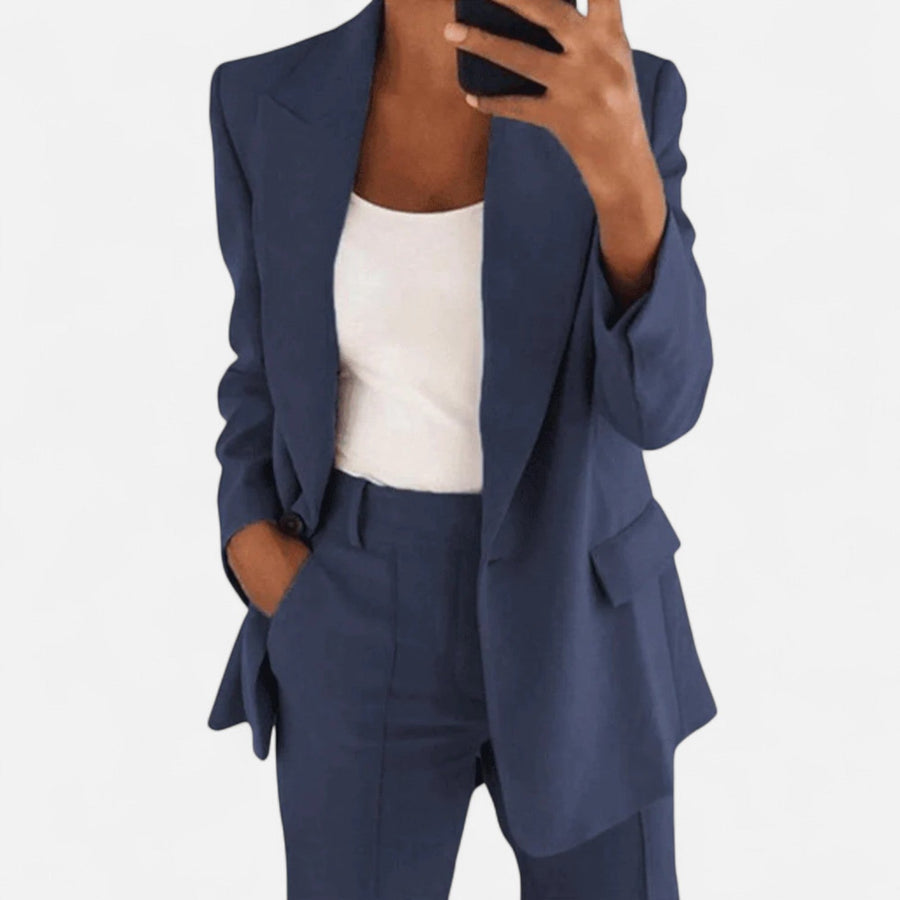 Damen-Zweiteiler: Blazer und Hose aus Stretchstoff