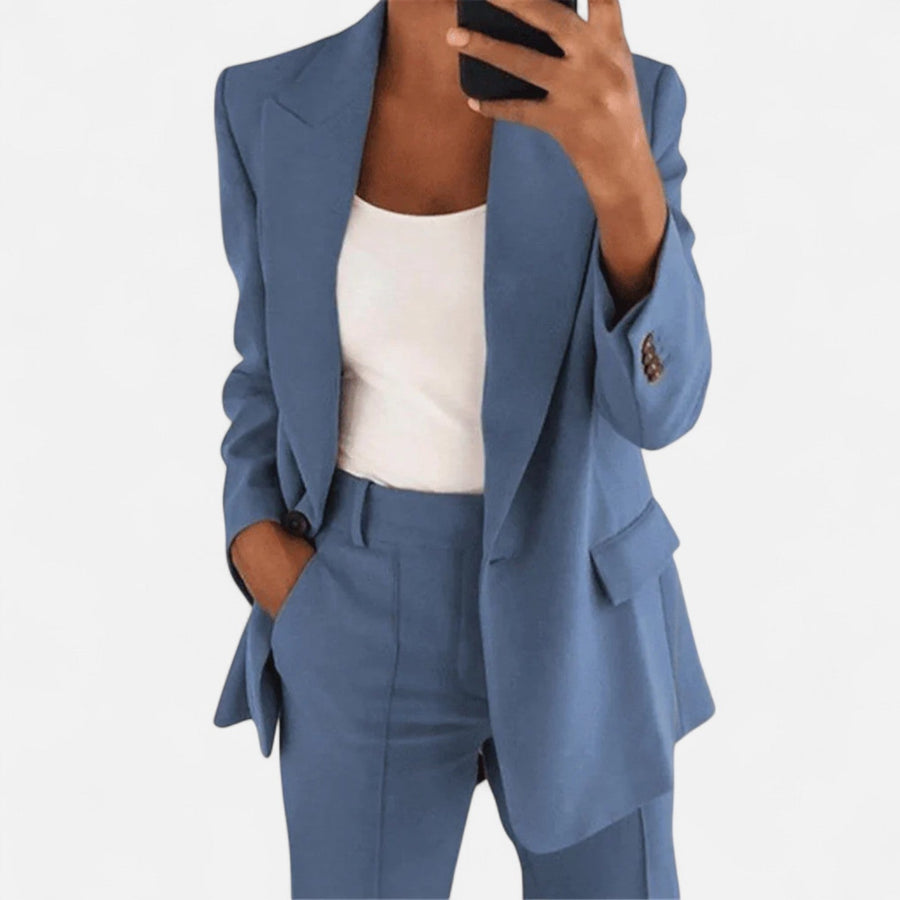Damen-Zweiteiler: Blazer und Hose aus Stretchstoff