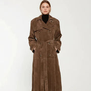 Galatea Trenchcoat – Langer Damen Trenchcoat aus Veganem Wildleder