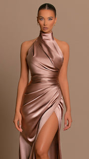 Galatea- Ärmelloses Satin Maxikleid mit Kragen